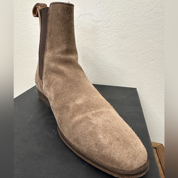 Oro Alpaca Chelsea Boots - Picture 2 of 9